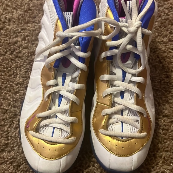 Nike - Picture 1 of 4